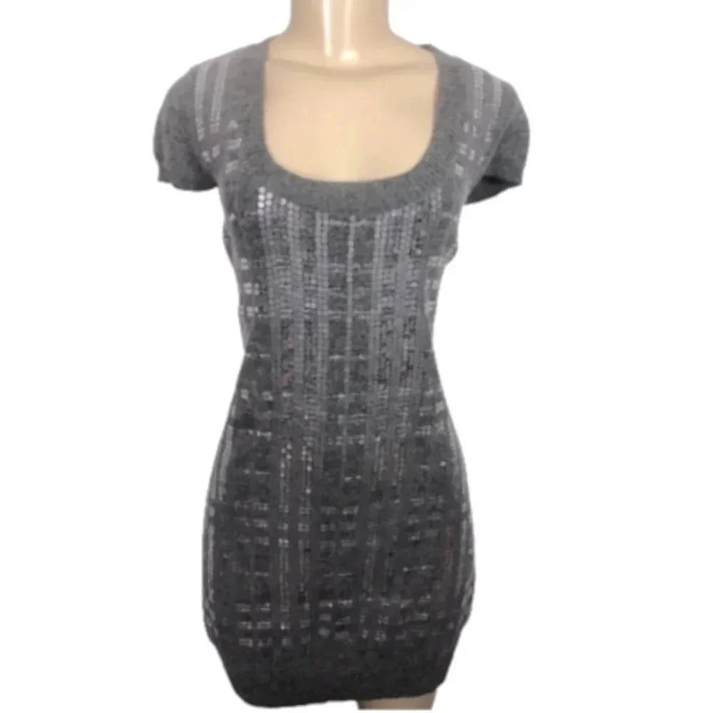 LAPIS GRAY SEQUIN CAP‎ SLEEVE LONG SOFT ANGORA SWEATER TOP SIZE SMALL